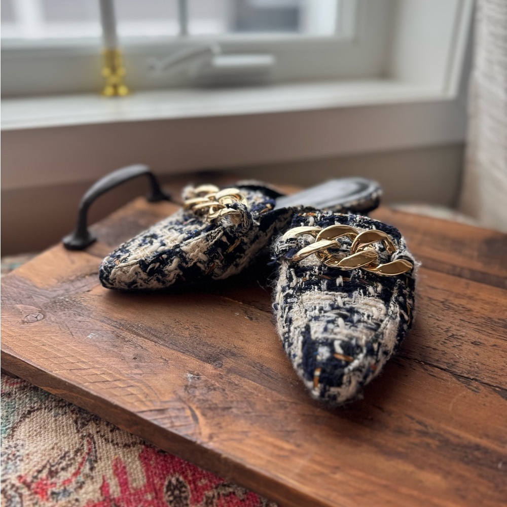 Chic Tweed Mules with Gold Chain Accent
